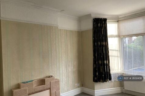 Front Bay In Lounge