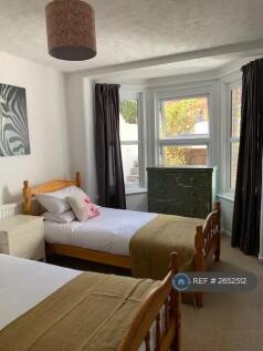 Front Bedroom 