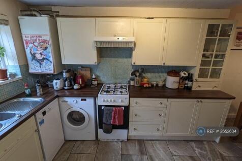 Large Open Plan Kitchen/Dining Room
