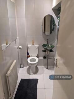 Toilet With Bath And Shower