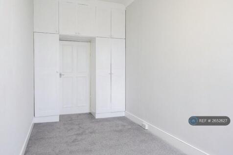 Large Double Bedroom