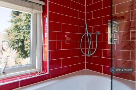 Master Bedroom 2 Shower Area