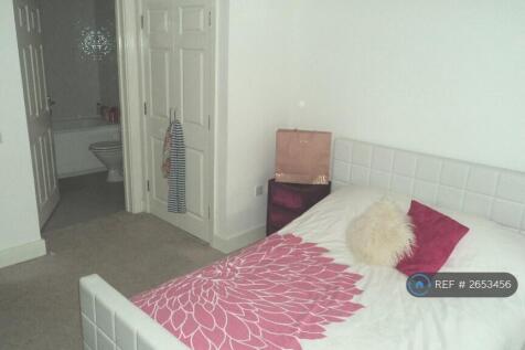 Bedroom 1 Ensuite