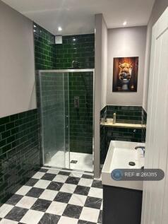 Bathroom (2m x 3m)