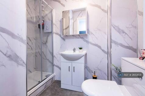 Example En Suite