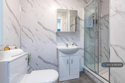 Example En Suite