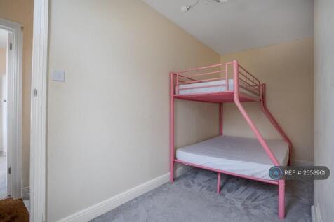 Bedroom 02