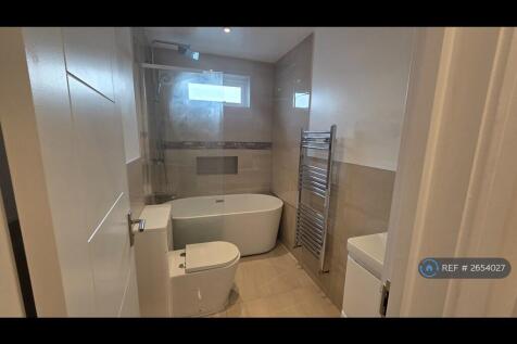 1st Floor Toilet