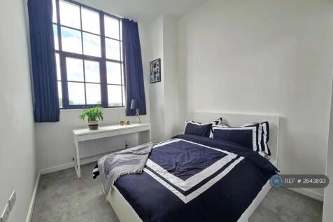 Comfortable Second Bedroom