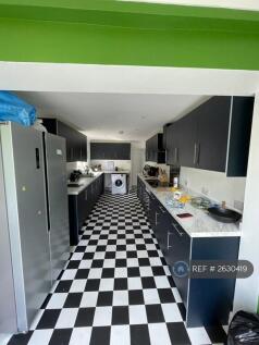 Large Kitchen