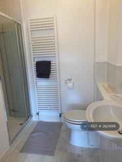 Ensuite (Bedroom One)