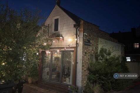 1 Pymmes Mews