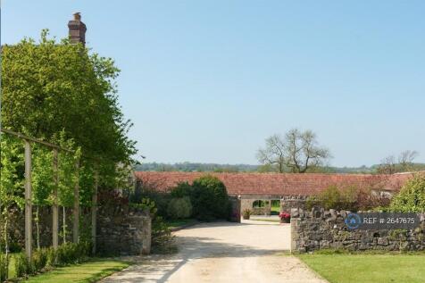 Drive Into Car Park And Courtyard