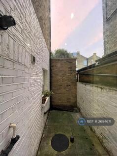 Courtyard (Off Bedroom 2)