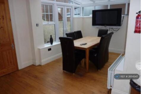 Huge Breakfast Kitchen Conservatory With 55" Smart