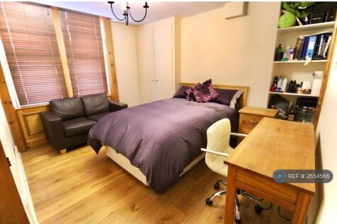 Huge Ensuite Bedrooms With Huge Smart Tvs