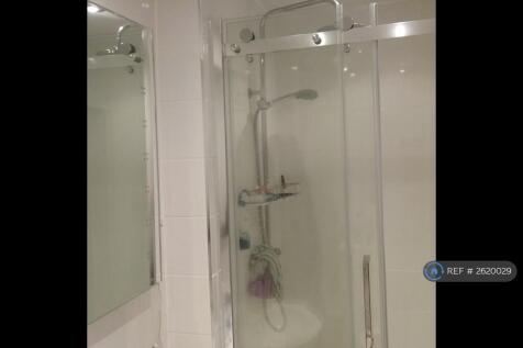 Shower Room Off Hallway