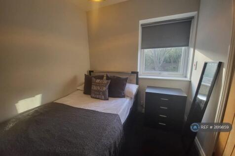Room 5 - Double En-Suite -Available