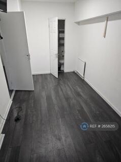 Bedroom 4 (Ground Floor)