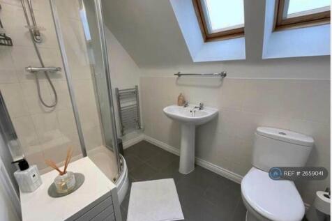 Upstairs Bathroom