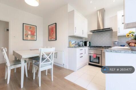 Kitchen Dinner Built To Luxury Spec