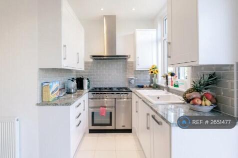 Kitchen With Granite And High End Appliances