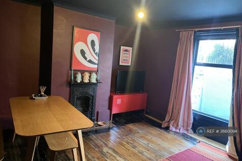 Bedroom/Sitting Room