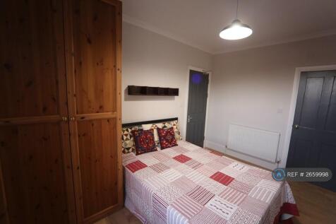 Room 4 - £700