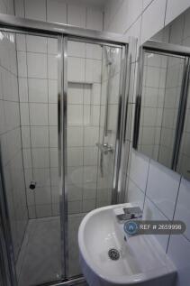 Room 4 - En-Suite
