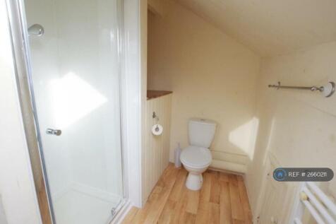 Shower Room (Top Floor)