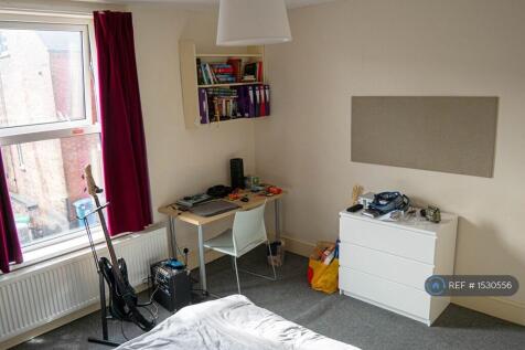 First Floor Front Bedroom