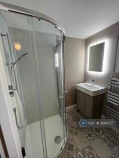 Shower Room 1