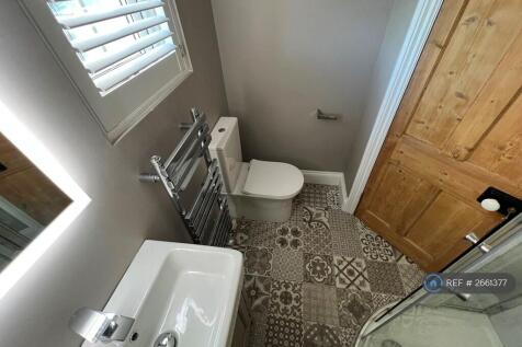 Shower Room 2