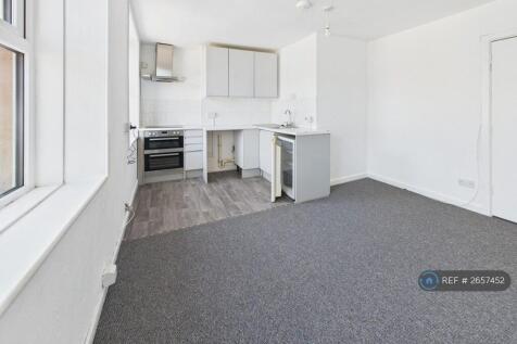 Open Plan Kitchen & Living