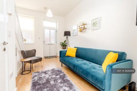 Northamptonservicedapartment Selfcatering Shortlet