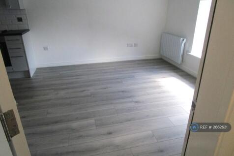 Lounge / Kitchen