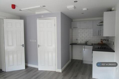 Lounge / Kitchen