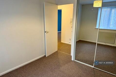 Master Bedroom 3