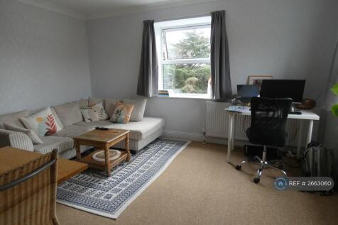 Lounge - Southerly Aspect