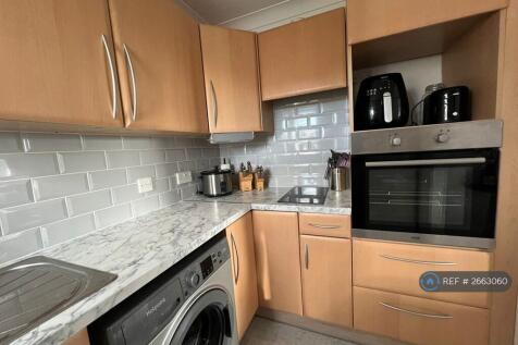 Kitchen Built In Oven & Hob