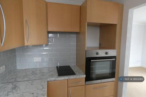 Space For Microwave &amp; Also Fridge/Freezer