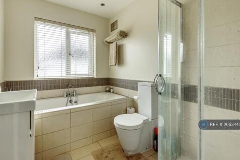 Main Bathroom Upstairs With Shower And Bath