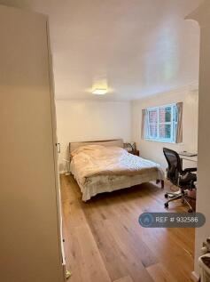 Large Bedroom