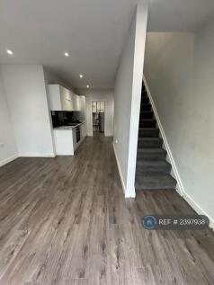 Living / Kitchen