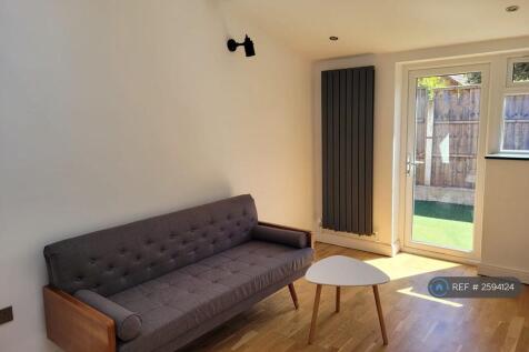 Living Room Opens To Garden