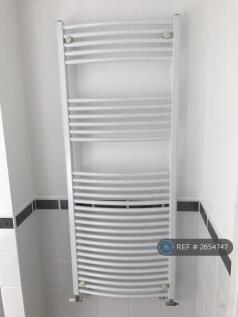 Ensuite - Tower Rail