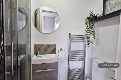 Modern En-Suites