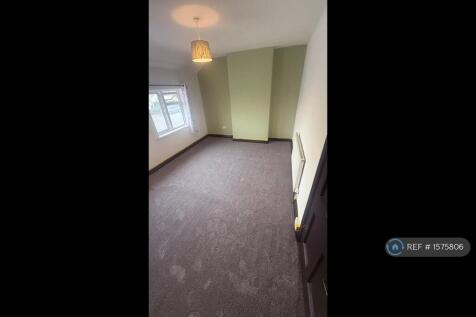 Room 1-1st Floor x.Large Double, Single Occupant