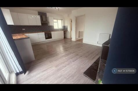 Shared Kitchen/Lounge/Diner