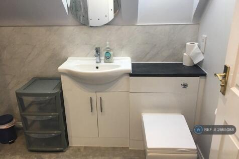 Upstairs Bathroom